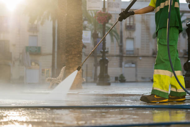 Best Factory Floor Cleaning  in Miami Gardens, FL
